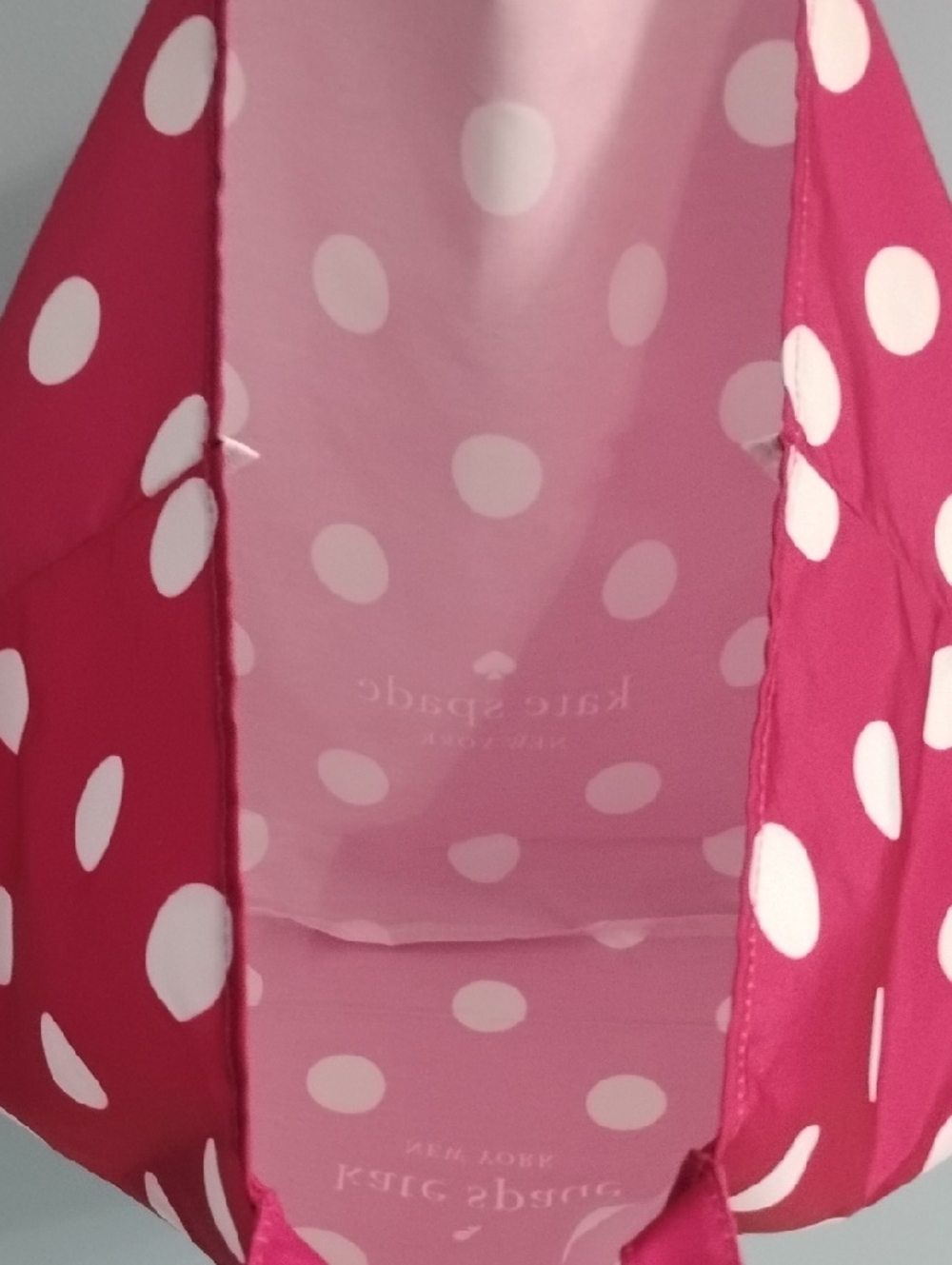 🔥NWOT Kate Spade Pink and White Polka Dot Large Tote 🌺 Great Weekend Bag - Picture 4 of 5